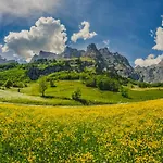 Lägenhet Haks Alpine Cozy Retreat