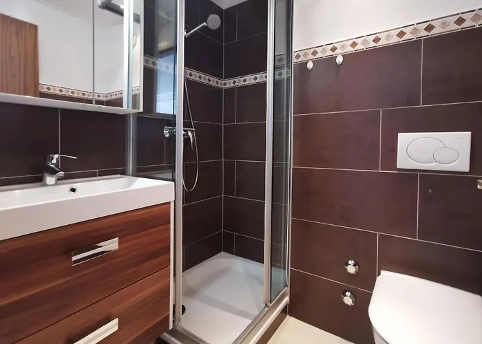 Haks Alpine Cozy Retreat Апартаменти