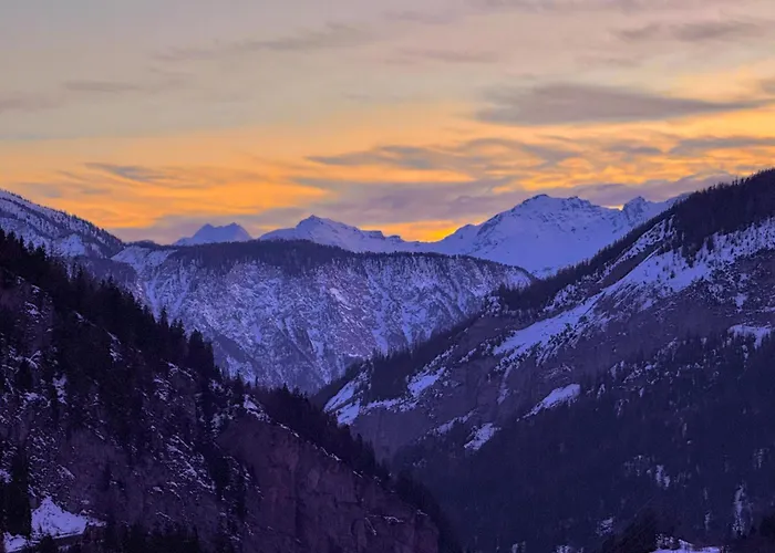 Haks Alpine Cozy Retreat Апартаменти *