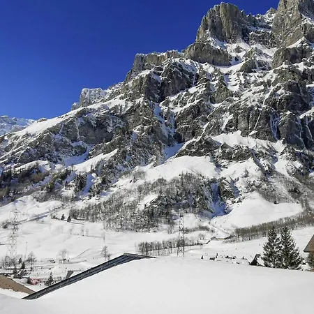 Haks Alpine Studio With Mountain View Leukerbad * ロイカーバード